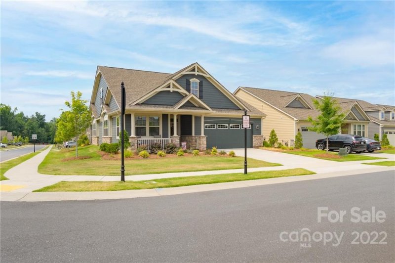 Property image 3 at 805 Cadence Park Place, Tega Cay, SC 29708