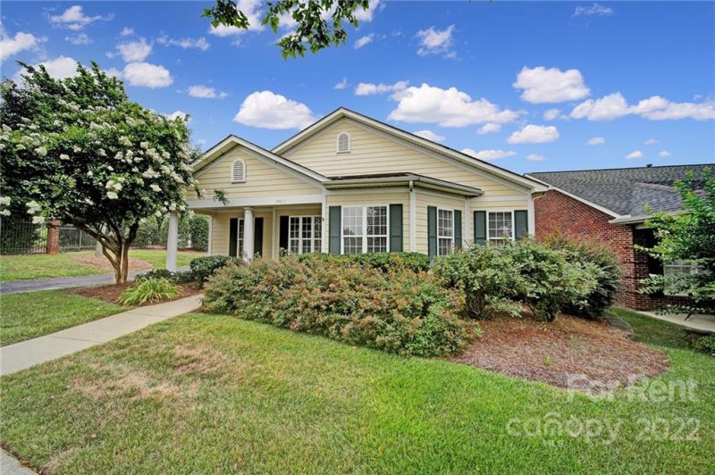 Property image 2 at 9911 Bishops Gate Boulevard, Pineville, NC 28134