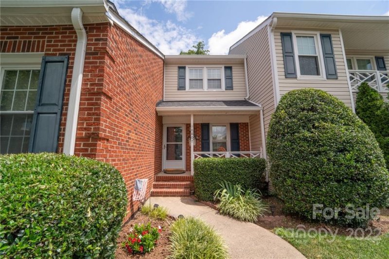 Property image 2 at 10807 Winterbourne Court, Charlotte, NC 28277