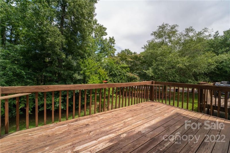 Property image 5 at 10807 Winterbourne Court, Charlotte, NC 28277