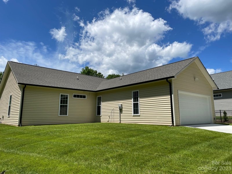 Property image 4 at 420 Eagles Landing, Morganton, NC 28655