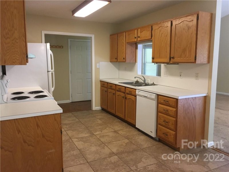 Property image 4 at 6972 Forest Manor Drive, Denver, NC 28037