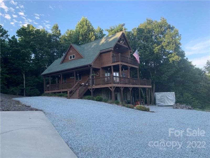 Property image 4 at 5063 Bear Run, Lenoir, NC 28645