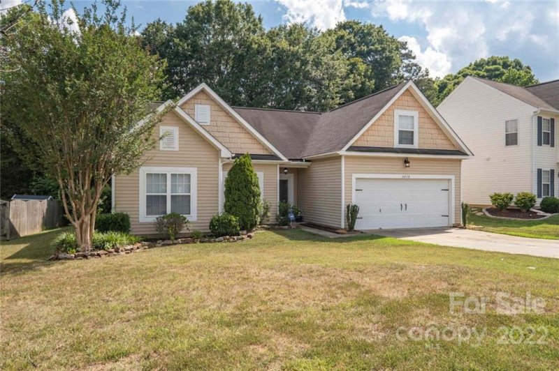 Property image 2 at 8010 Trotter Road, Charlotte, NC 28216