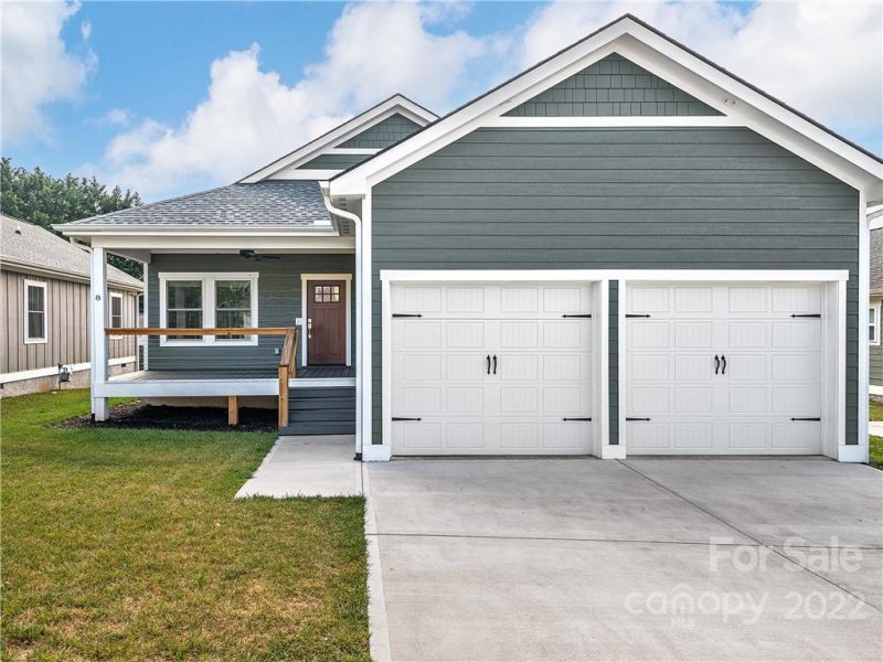 Property image 2 at 8 Hyde Park Place, Arden, NC 28704