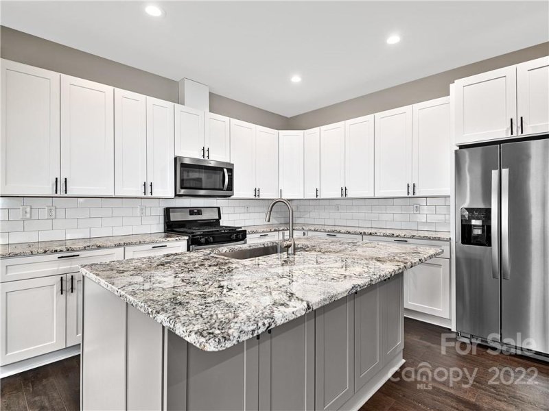 Property image 4 at 8 Hyde Park Place, Arden, NC 28704