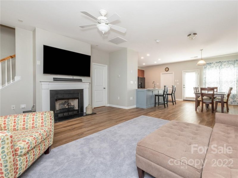 Property image 3 at 921 Central Park Circle, Davidson, NC 28036