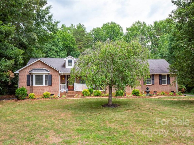 Property image 2 at 2511 Fallen Oak Trail, Lincolnton, NC 28092