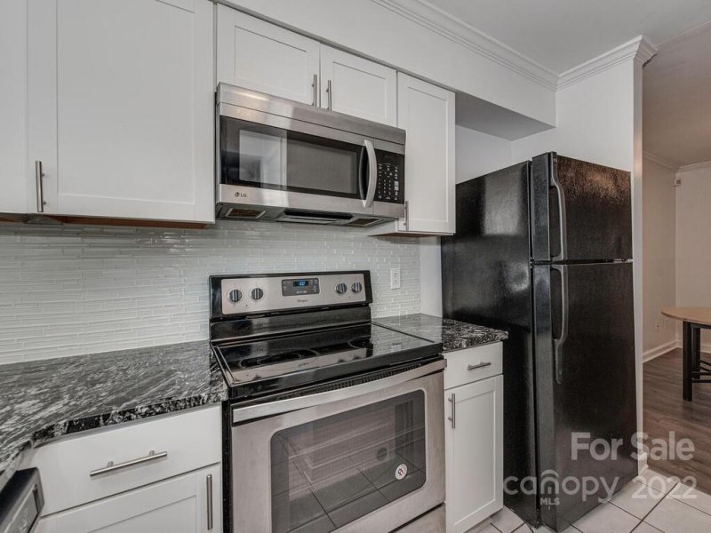 Property image 5 at 8219 Feather Lane, Charlotte, NC 28212