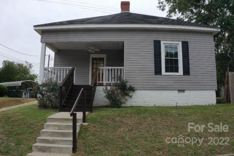 90 Ross Cannon Street