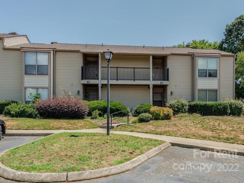 11042 Running Ridge Road