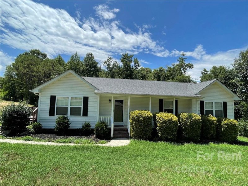 Property image 2 at 154 Crown Court, Kings Mountain, NC 28086