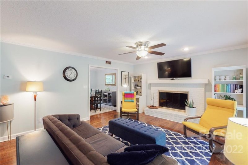 Property image 4 at 302 Demaree Lane, Matthews, NC 28105