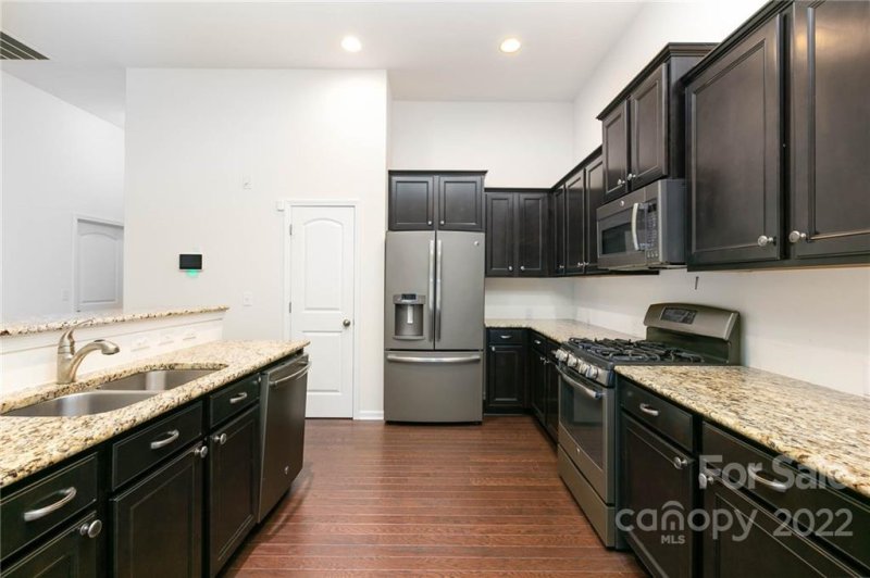 Property image 4 at 10014 Goose Landing Drive, Charlotte, NC 28269