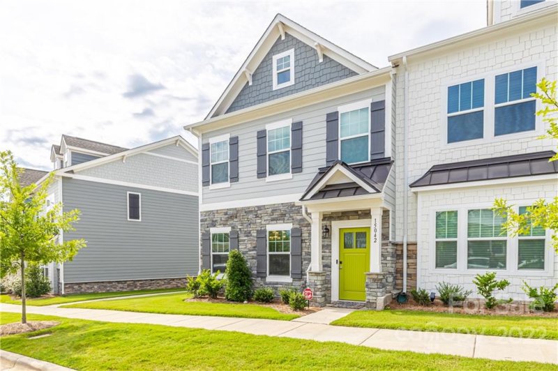 Property image 3 at 15042 Meacham Farm Drive, Huntersville, NC 28078