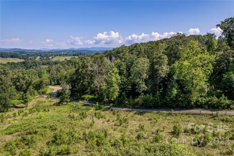 Property image 5 at 127 Saddle Ridge Drive, Alexander, NC 28701