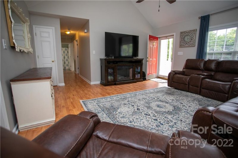 Property image 5 at 730 Cove Road, Gastonia, NC 28052