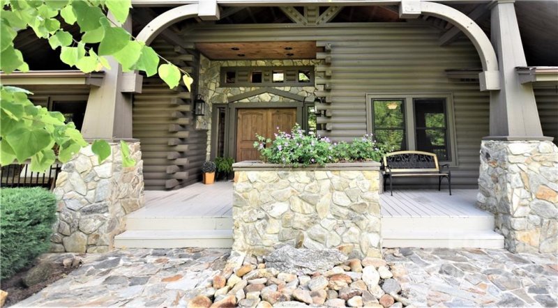 Property image 2 at 11 Gusty Knoll, Waynesville, NC 28785