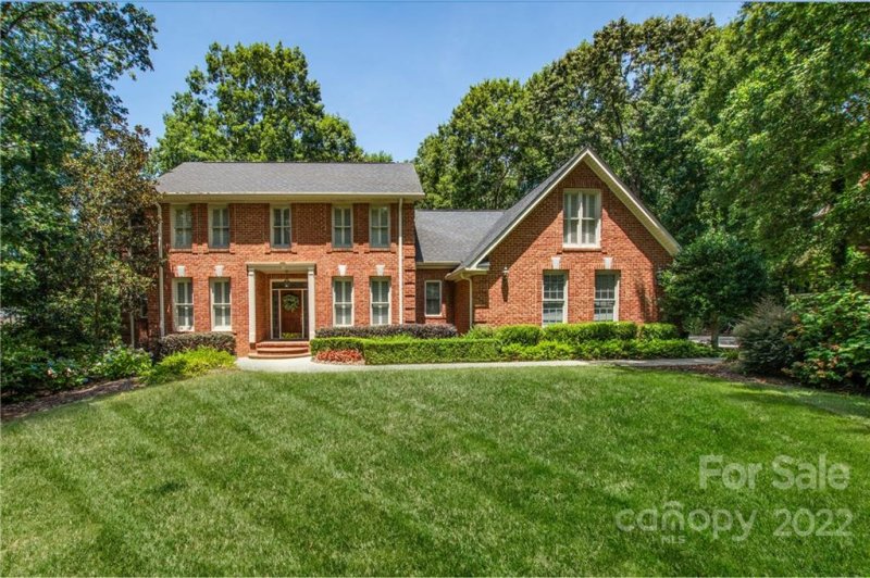 1531 Blanchard Bend
