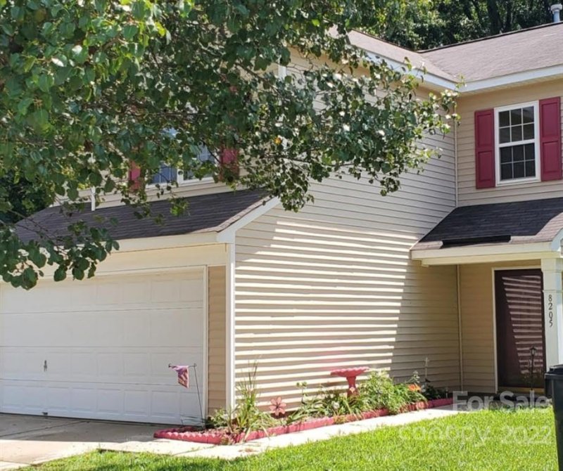 Property image 2 at 8205 Wallace Glen Drive, Charlotte, NC 28212
