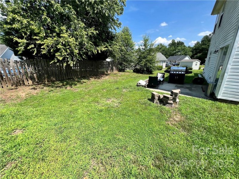 Property image 3 at 2408 Gelsinger Avenue, Bessemer City, NC 28016