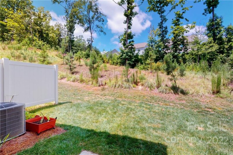 Property image 3 at 705 Little Bluestem Drive, Lake Wylie, SC 29710