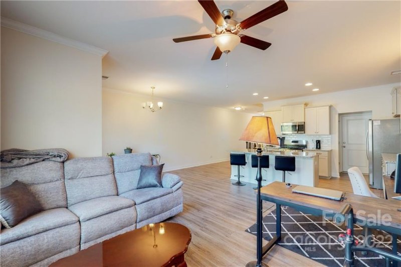 Property image 4 at 705 Little Bluestem Drive, Lake Wylie, SC 29710
