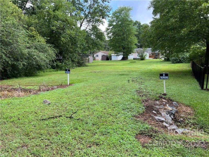 Property image 2 at 14011 Woodcalm Place, Matthews, NC 28105