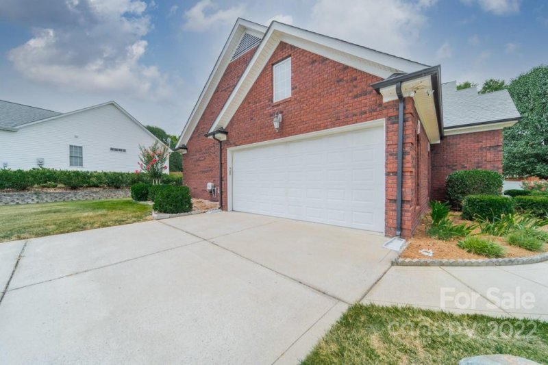 Property image 3 at 213 Lagoda Drive, Locust, NC 28097