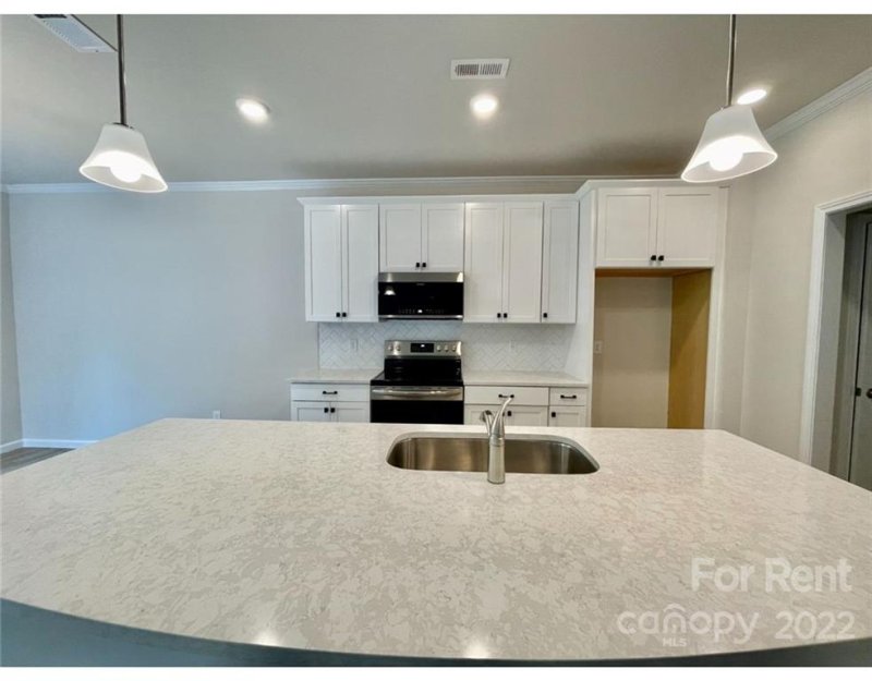 Property image 5 at 8234 Merryvale Lane, Charlotte, NC 28214