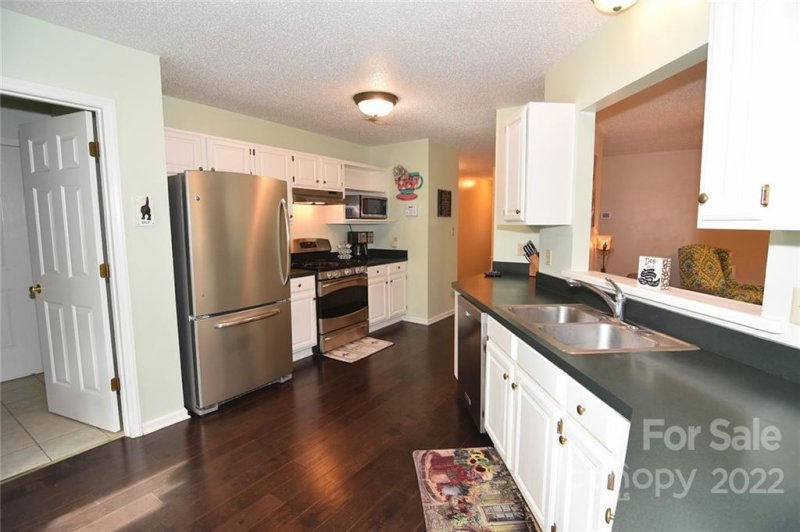 Property image 3 at 1711 Indian Springs Drive, Conover, NC 28613