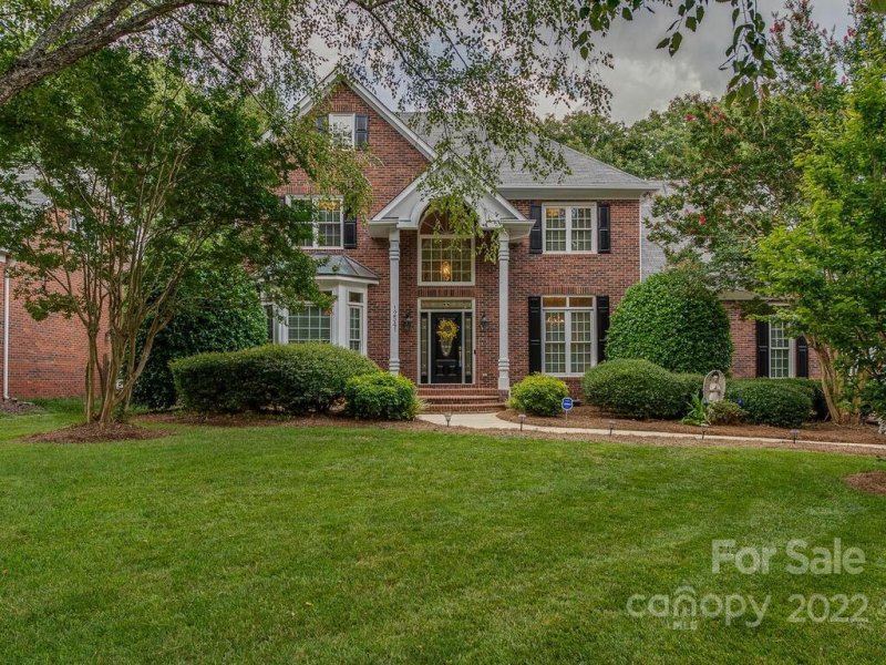 12541 Abbotsbury Court