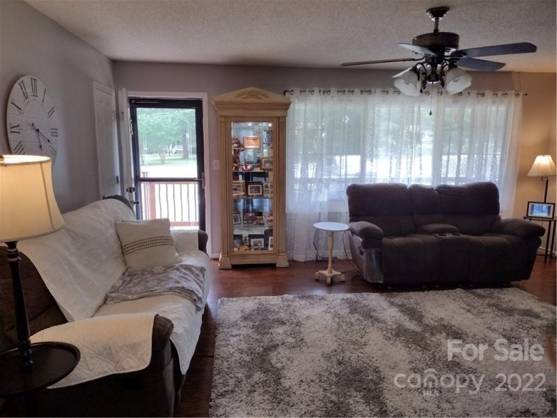 Property image 2 at 7723 Deer Track Drive, Denver, NC 28037