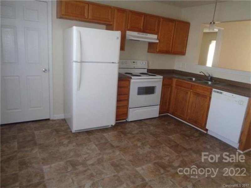 Property image 4 at 2721 Fairstone Avenue, Charlotte, NC 28269