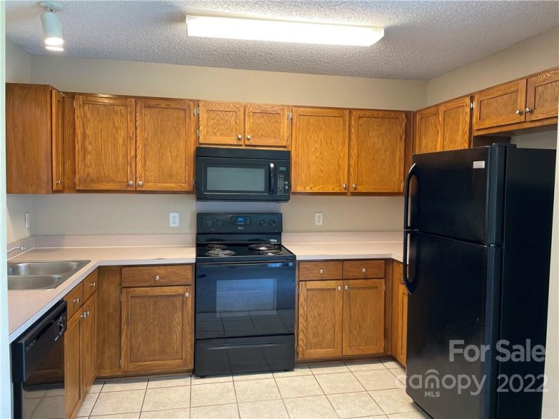 Property image 3 at 2732 Fairstone Avenue, Charlotte, NC 28269