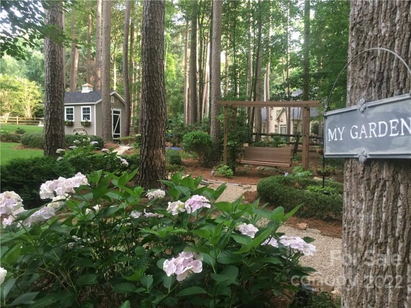 Property image 4 at 195 Cove Creek Loop, Mooresville, NC 28117