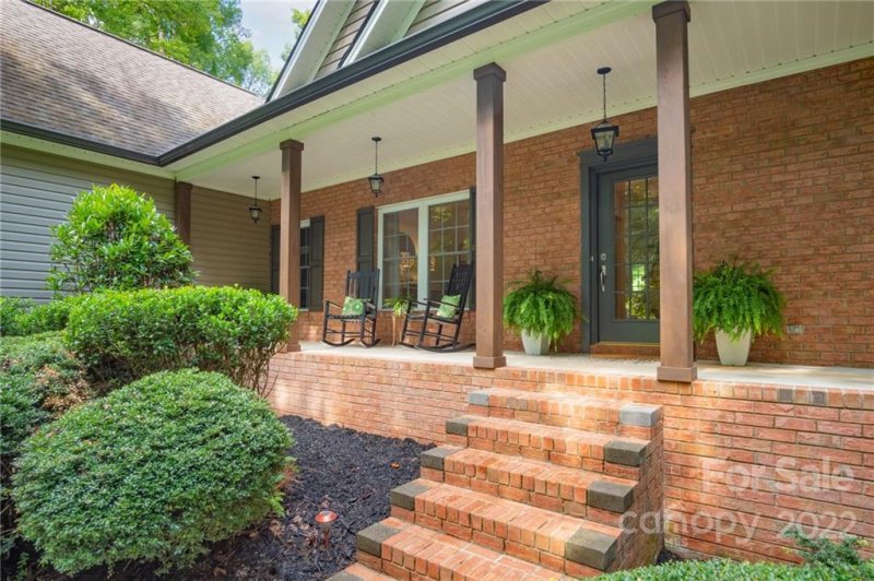 Property image 5 at 1529 Autumn Brook Lane, York, SC 29745
