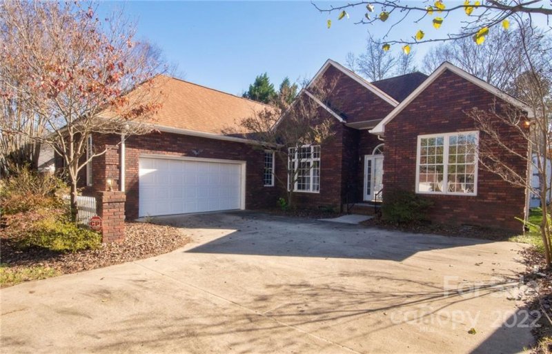 Property image 2 at 1132 Setter Lane, Concord, NC 28025