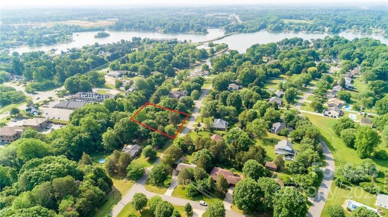 Property image 2 at 280 Elysian Drive, Mooresville, NC 28117