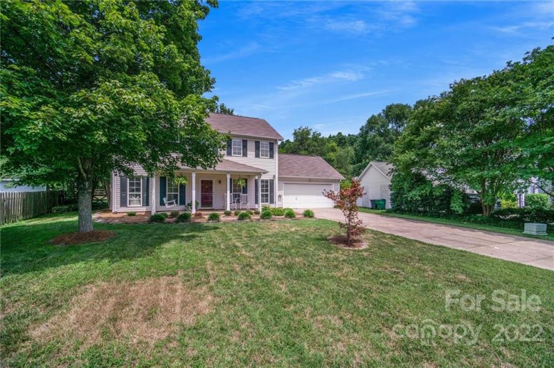 Property image 2 at 6013 Aynrand Court, Charlotte, NC 28269