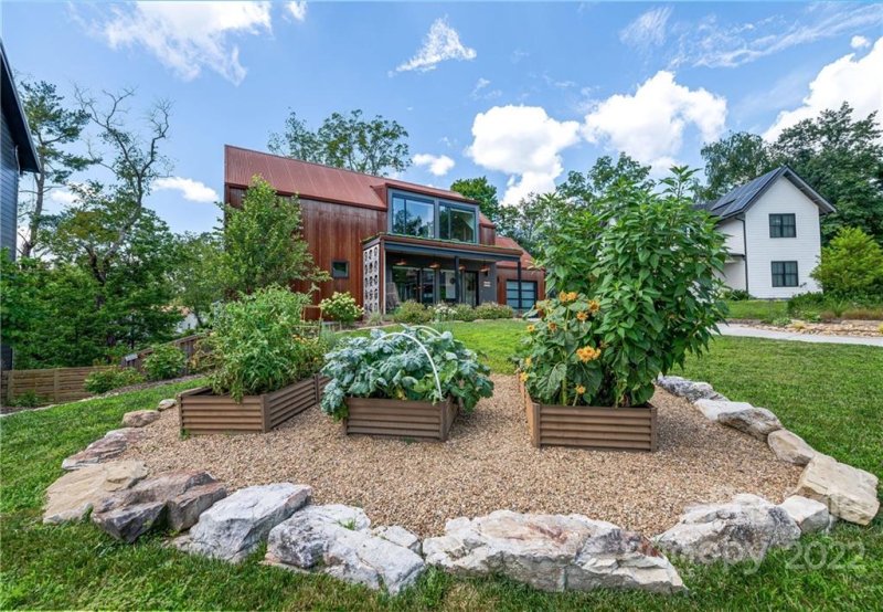 Property image 3 at 64 Malvern Walk, Asheville, NC 28806