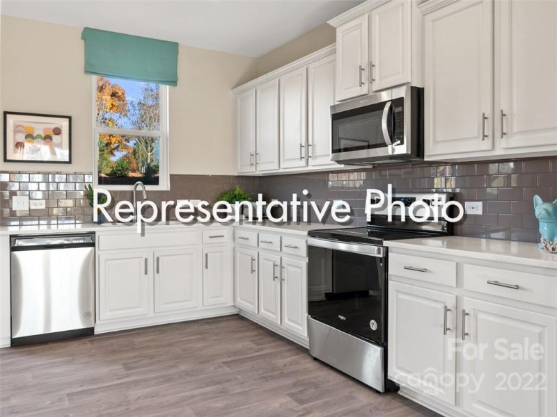 Property image 4 at 13309 Porter Creek Road, Charlotte, NC 28262