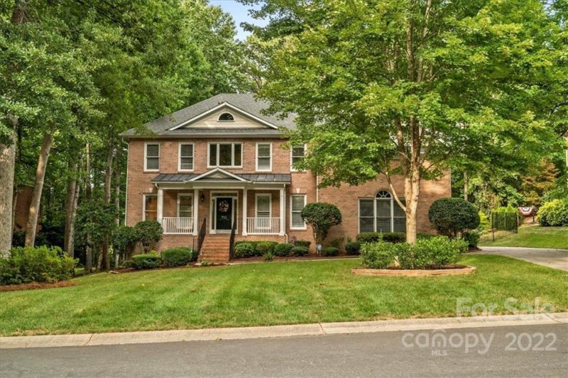 711 Kingsmill Lane