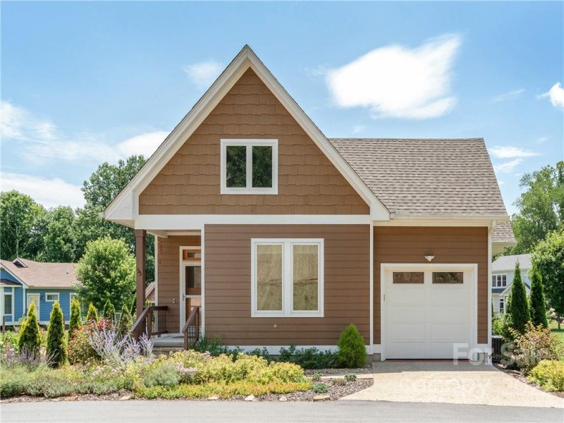 Property image 3 at 35 Verde Drive, Asheville, NC 28806