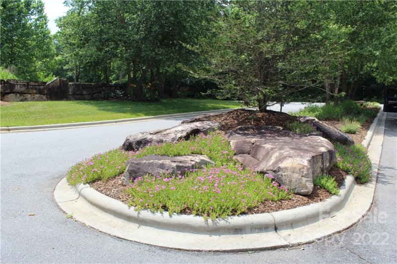 Property image 5 at 352 Settings Boulevard, Valdese, NC 28690