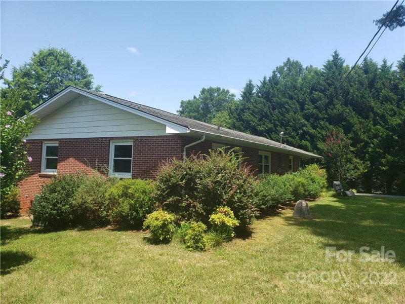 Property image 2 at 191 Rolling Green Drive, Sylva, NC 28779