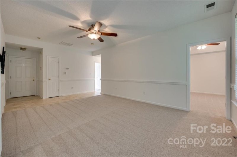 Property image 5 at 4729 Sahalee Lane, Charlotte, NC 28216
