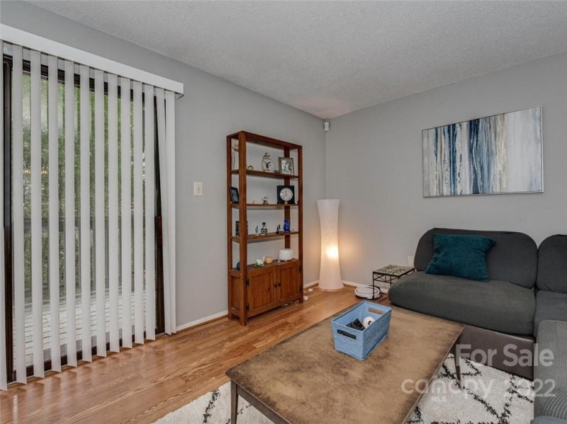 Property image 5 at 4936 Sardis Road, Charlotte, NC 28270