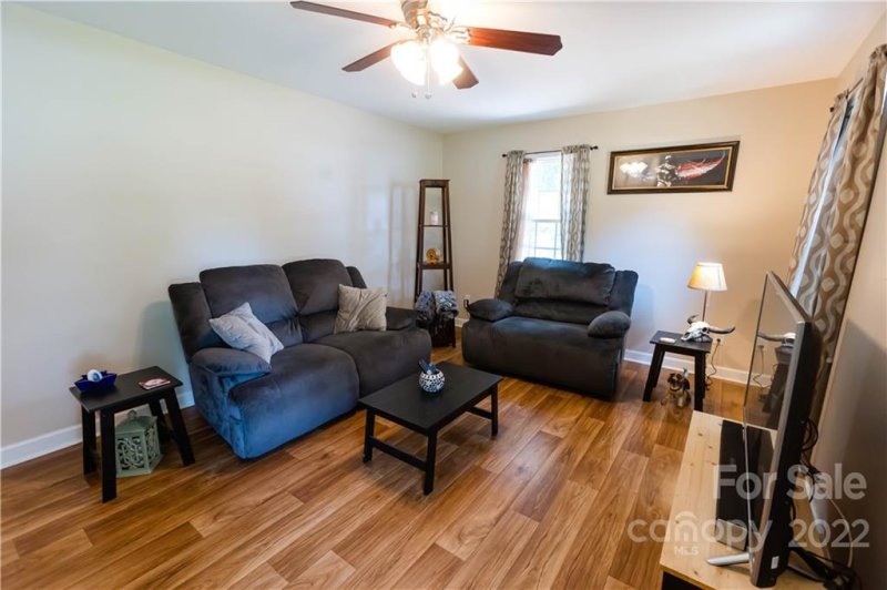 Property image 5 at 1246 Laurel Avenue, Lancaster, SC 29720