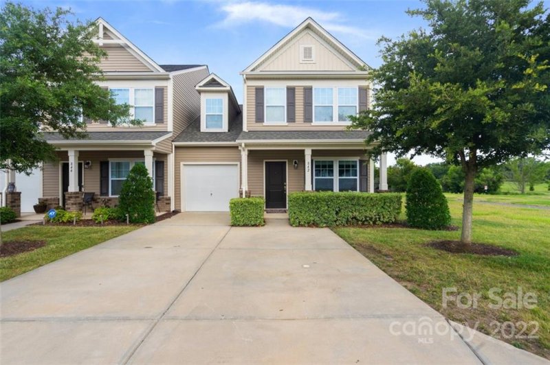 842 Summerlake Drive